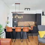 Hedera Estate, Hedera A15 * Ντουμπρόβνικ