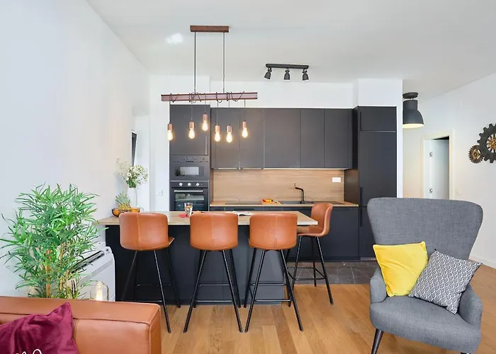 Hedera Estate, Hedera A15 * Ντουμπρόβνικ